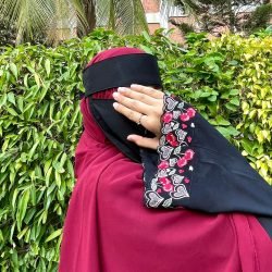 Blossomite - Black Abaya - Image 4