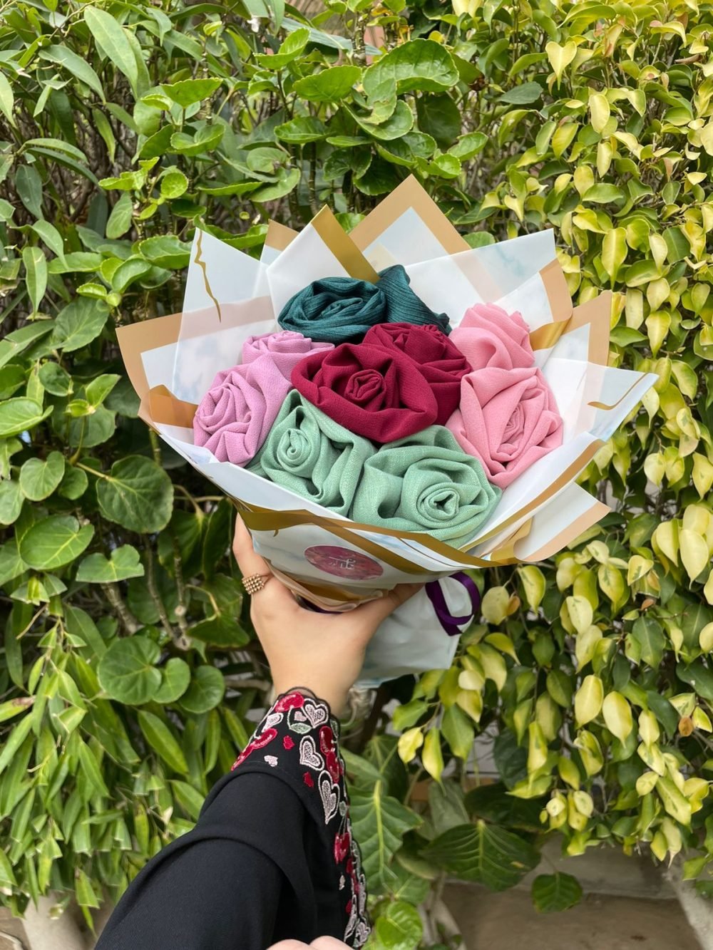 Five Pieces Chiffon Hijab Bouquet - Image 2