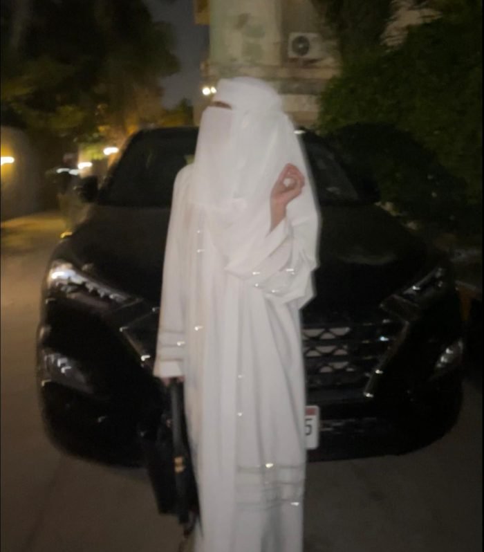 Habibi Noor Abaya