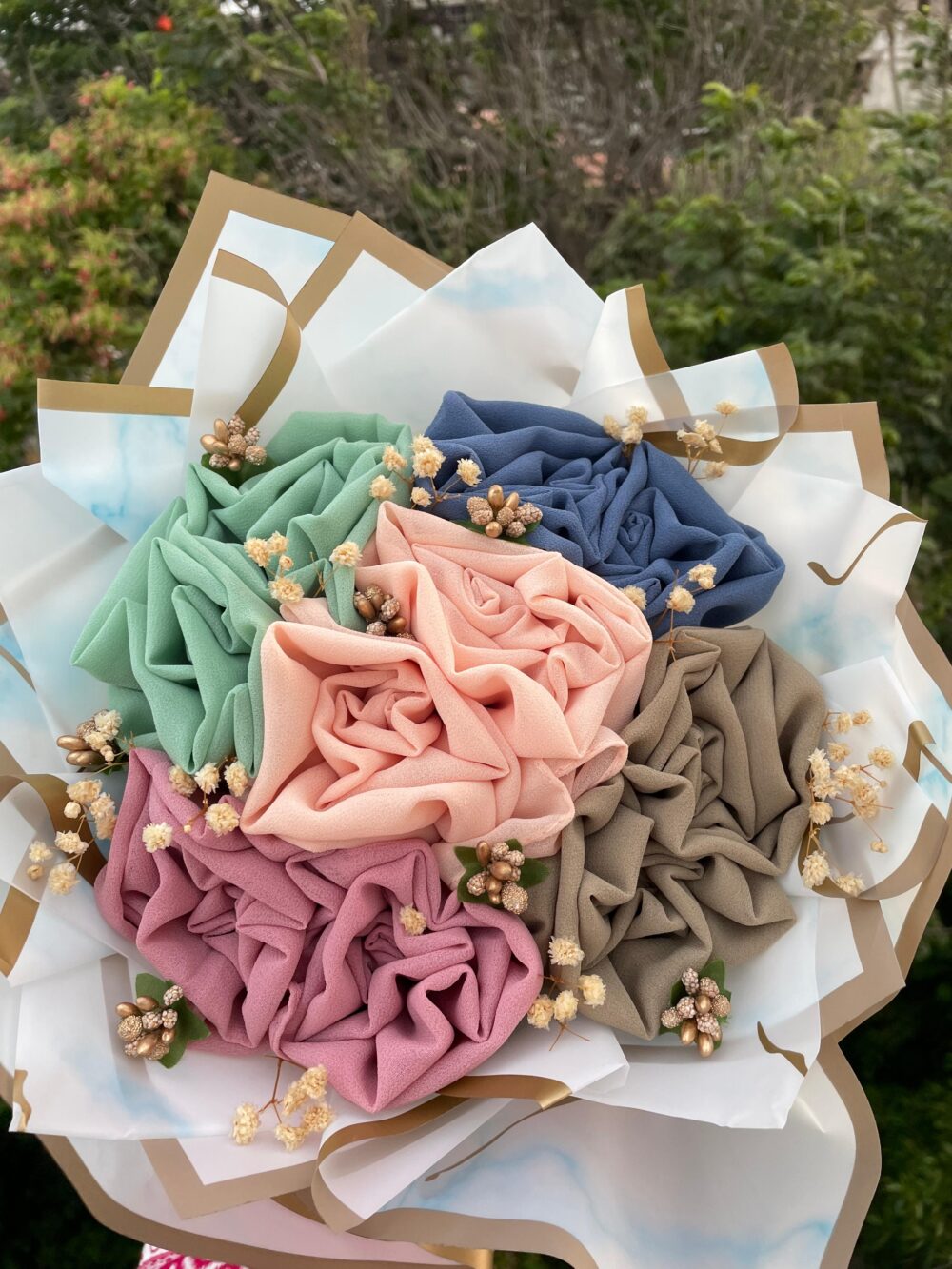 Five Pieces Chiffon Hijab Bouquet - Image 2